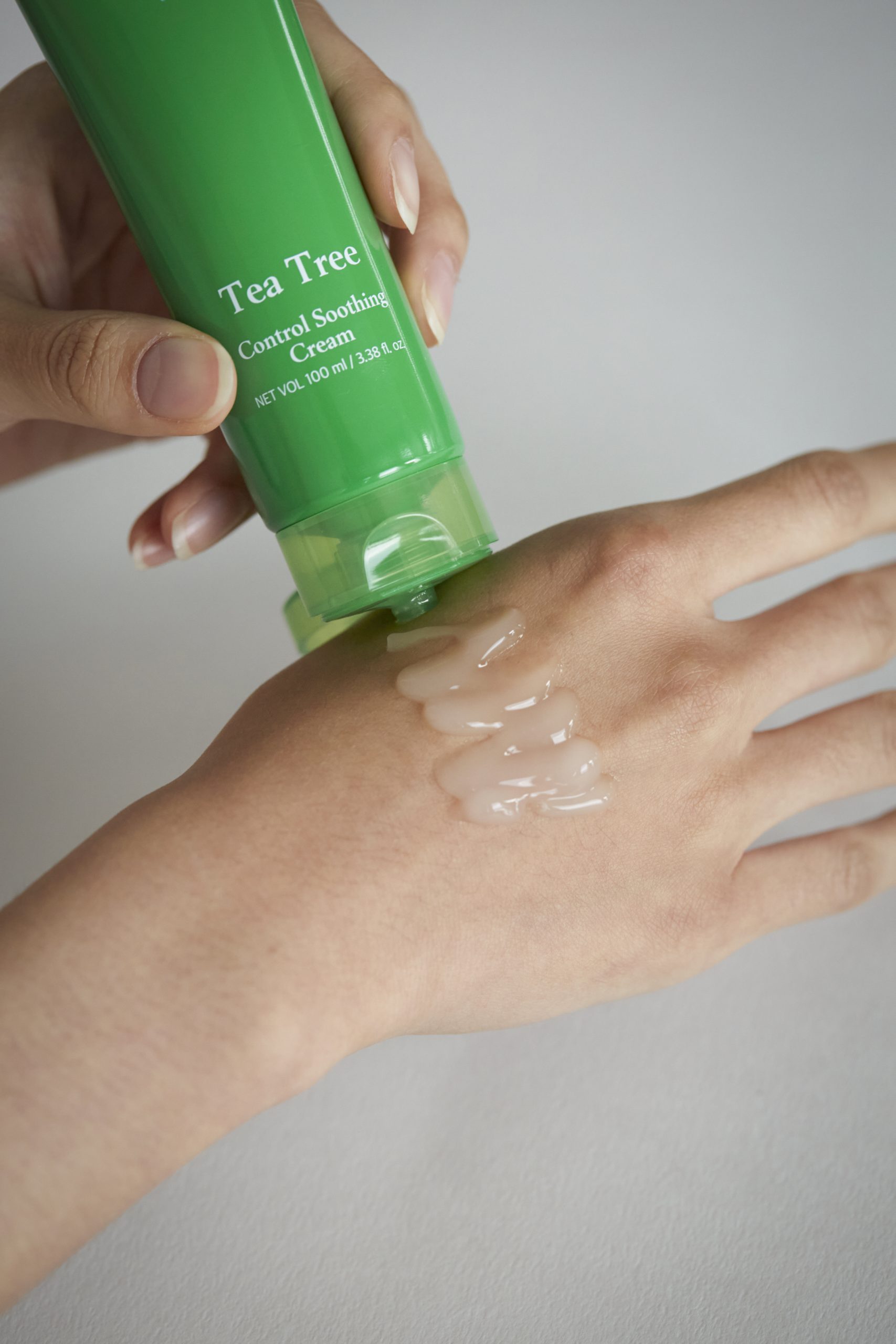 Papa-Recipe-Tea-Tree-Control-Soothing-Cream2